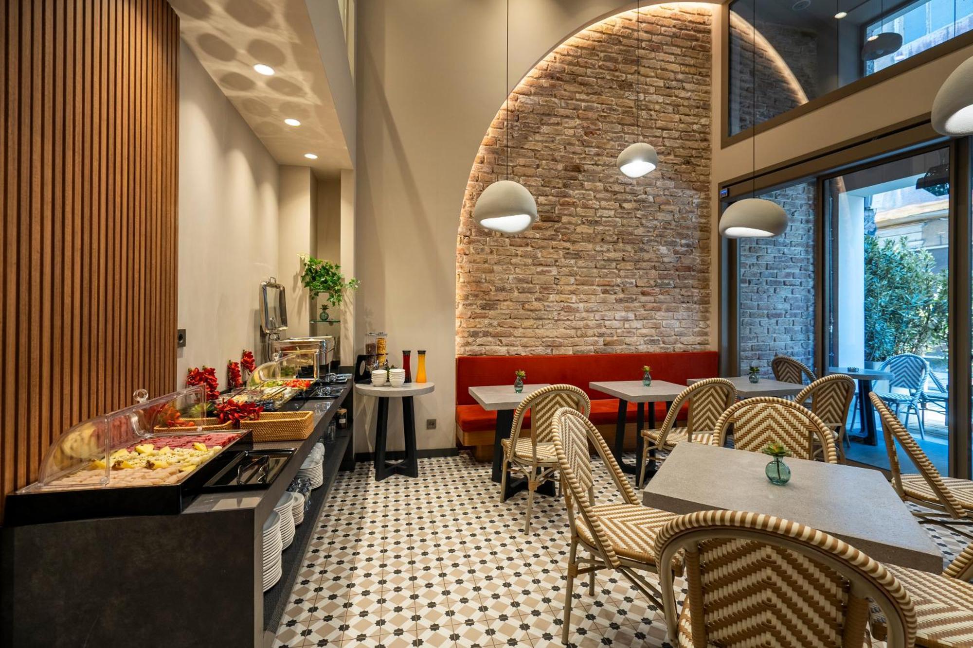 Erk Hotel Istanbul Exterior photo