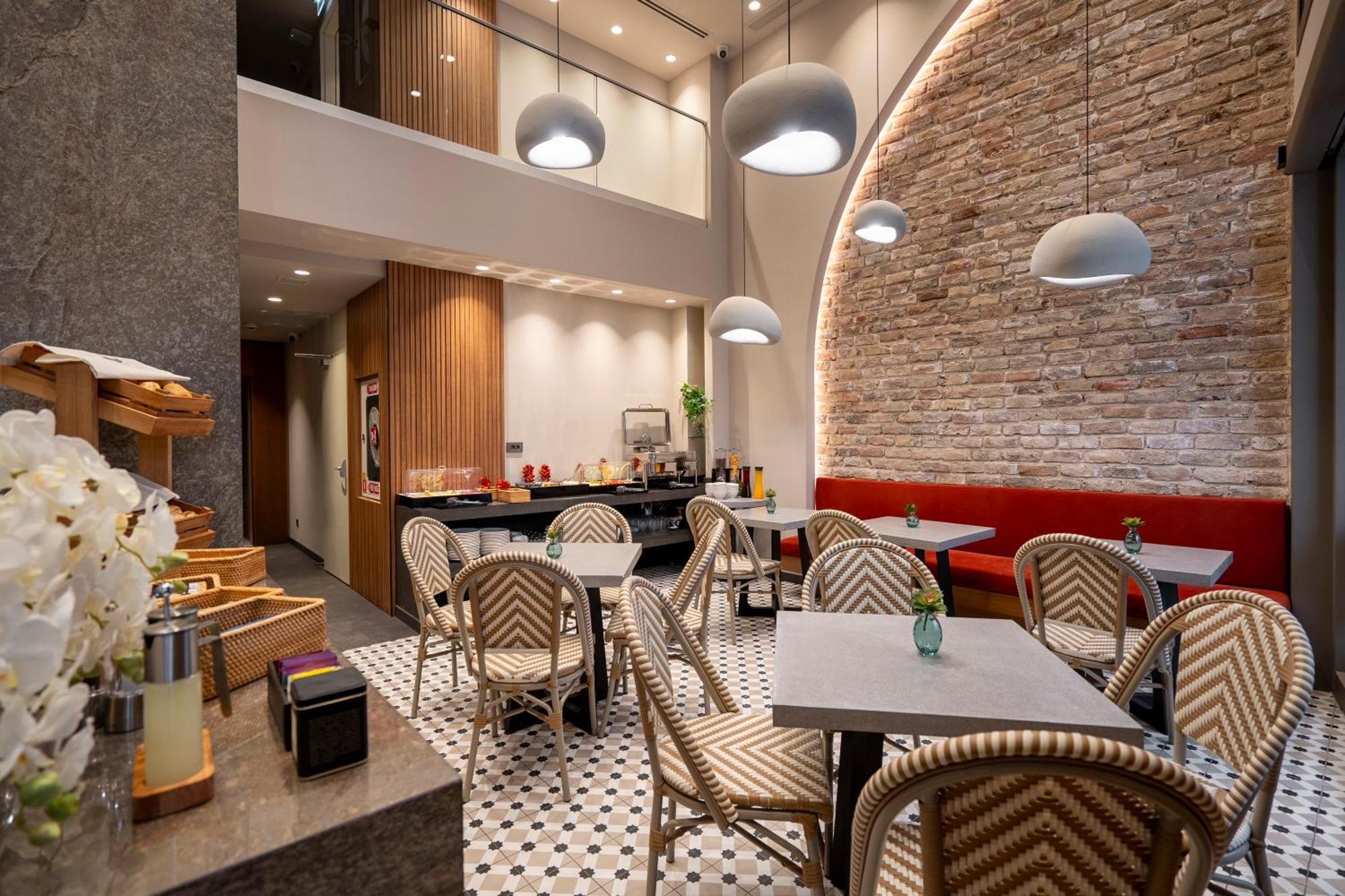 Erk Hotel Istanbul Exterior photo